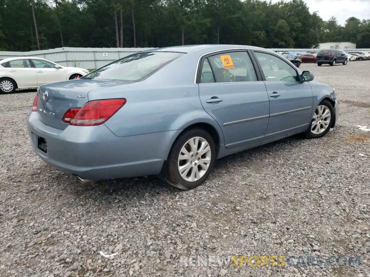 4 Photograph of a damaged car 4T1BK36B78U323801 TOYOTA AVALON 2021