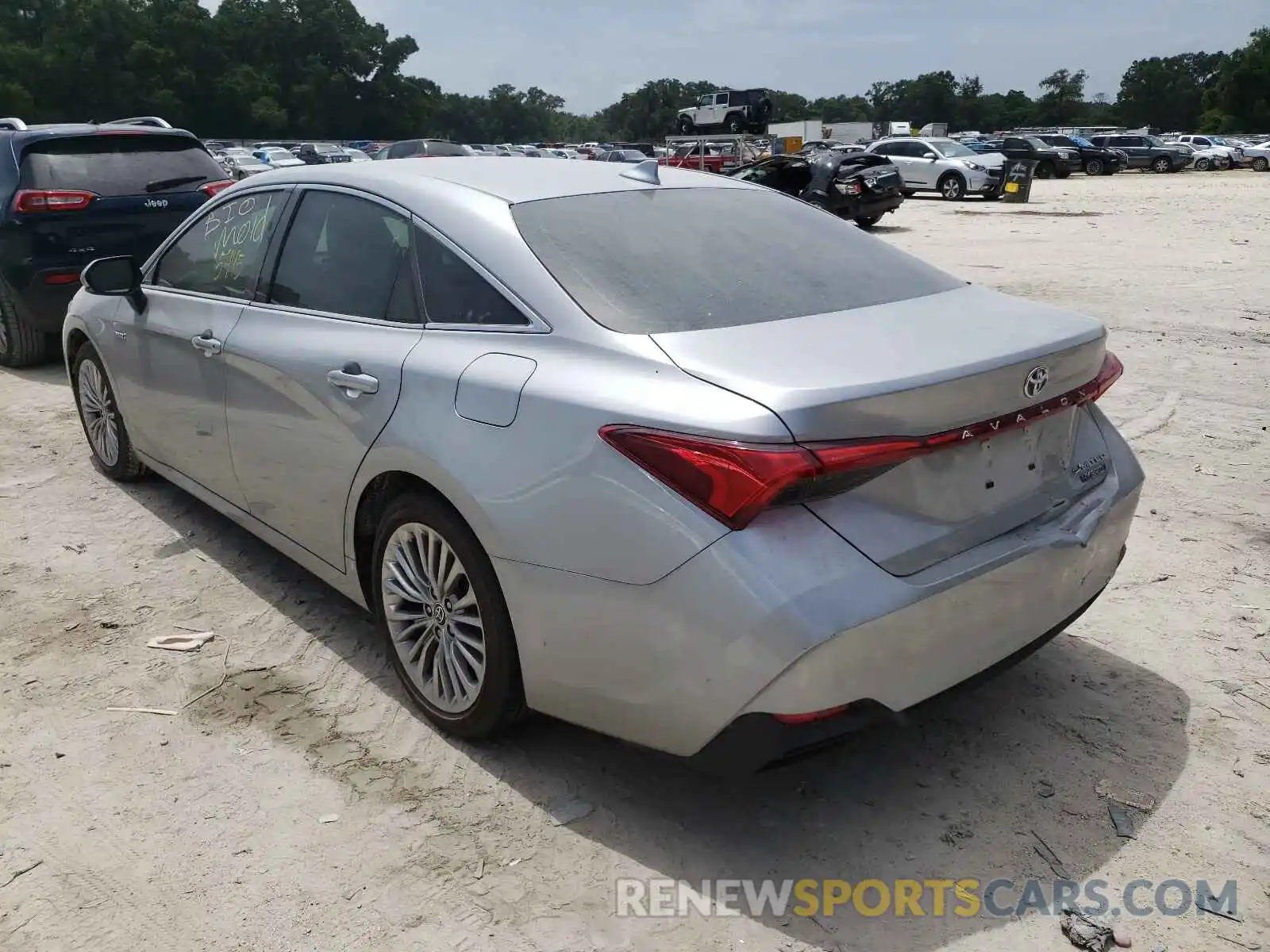 3 Photograph of a damaged car 4T1CA1AB2MU004450 TOYOTA AVALON 2021