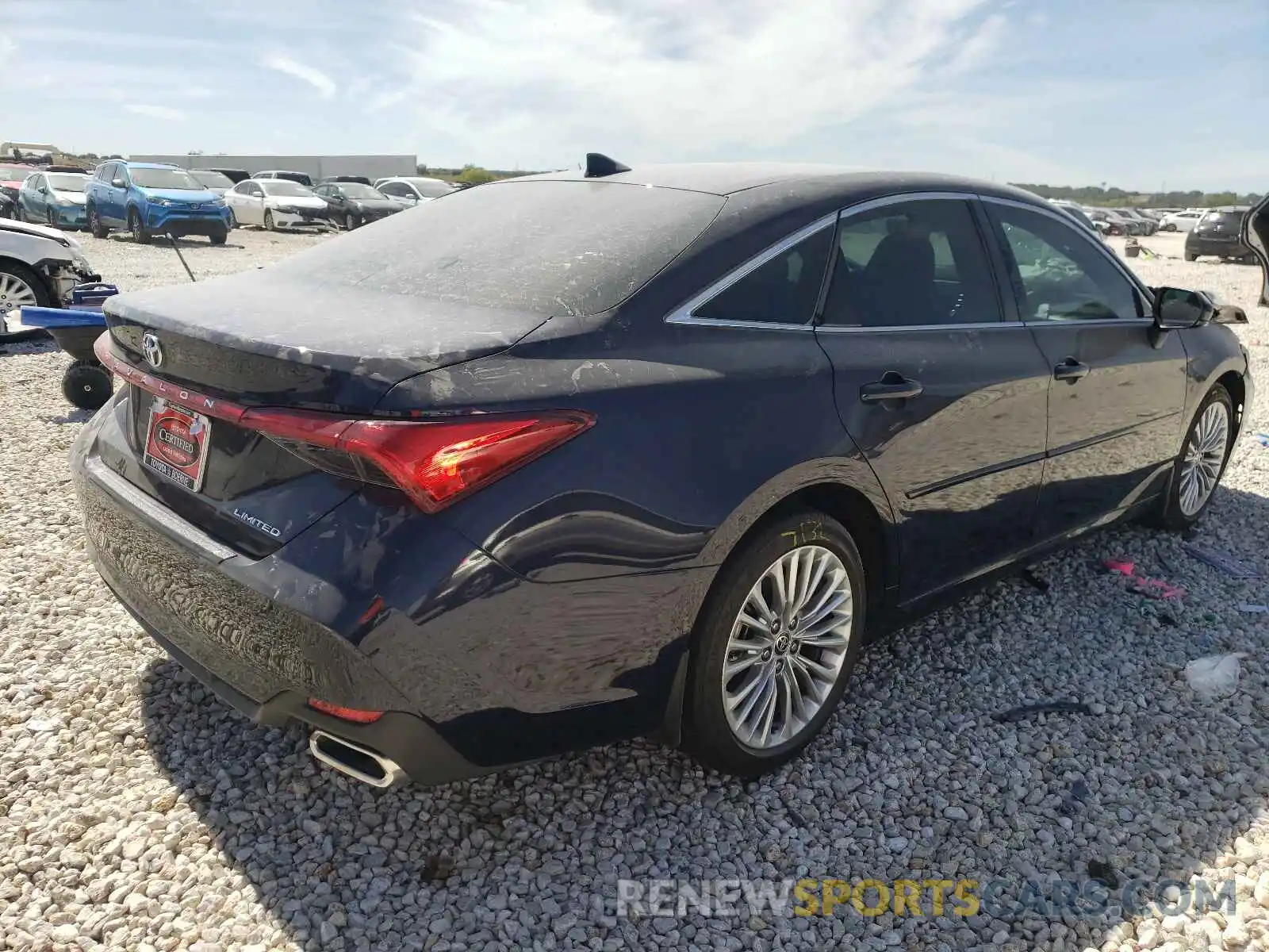 4 Photograph of a damaged car 4T1CZ1FB0MU058184 TOYOTA AVALON 2021