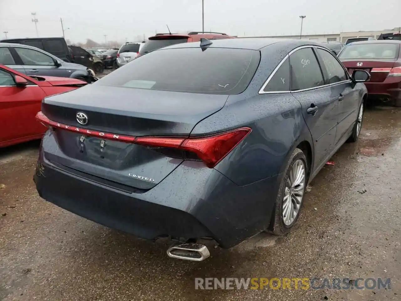 4 Photograph of a damaged car 4T1CZ1FB4MU068863 TOYOTA AVALON 2021