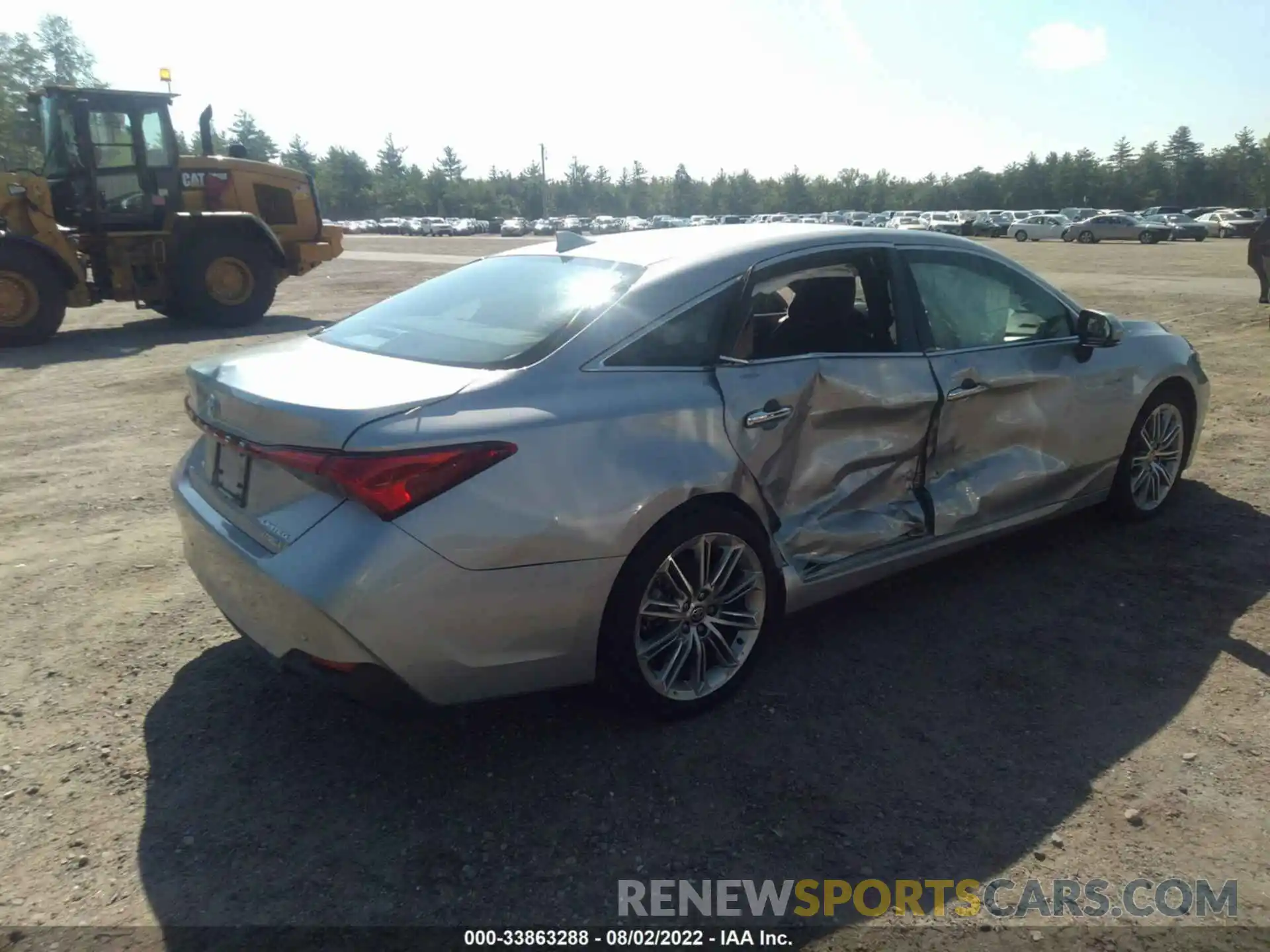 4 Photograph of a damaged car 4T1DA1AB1MU010115 TOYOTA AVALON 2021