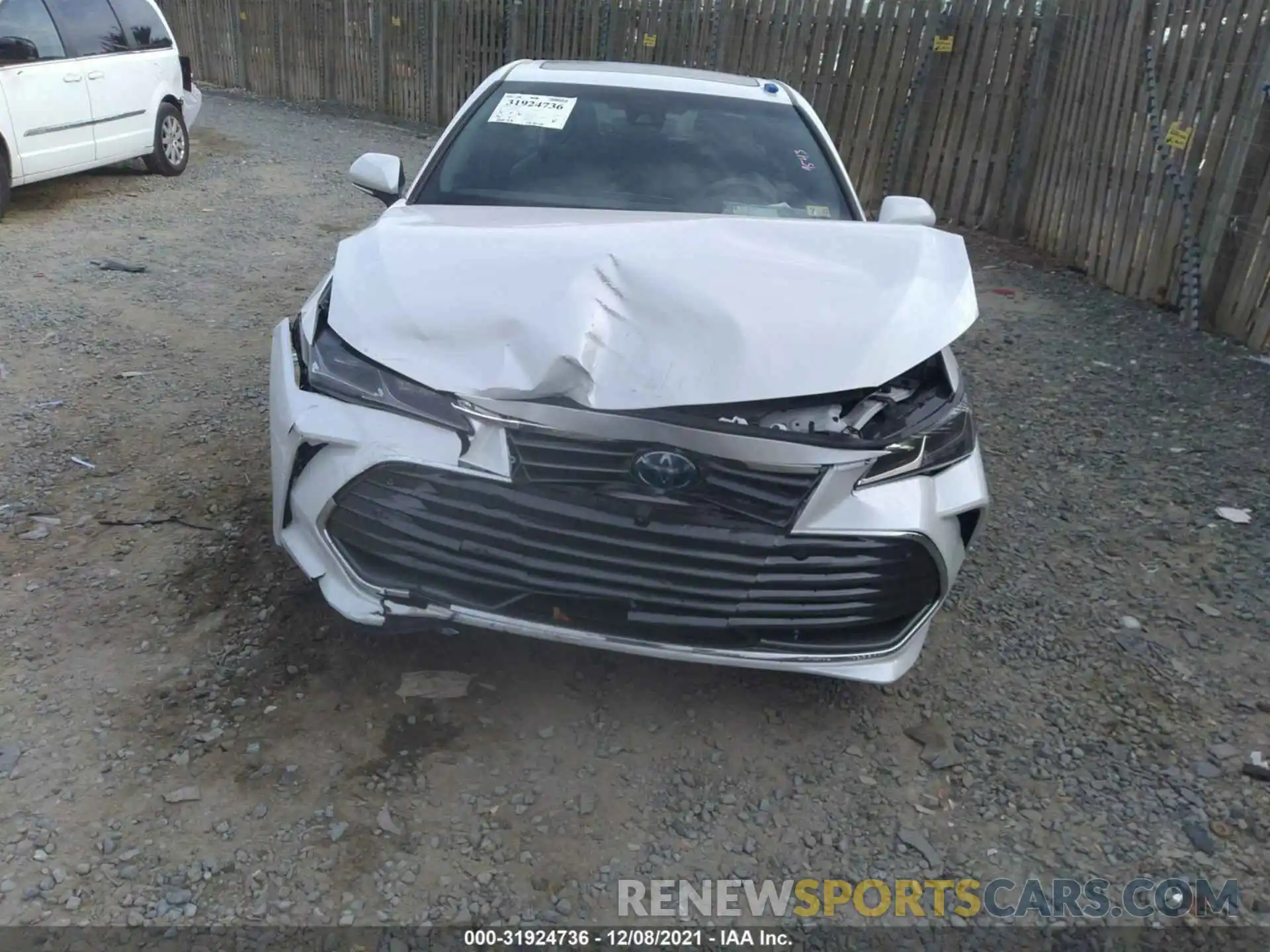 6 Photograph of a damaged car 4T1DA1AB3MU009600 TOYOTA AVALON 2021