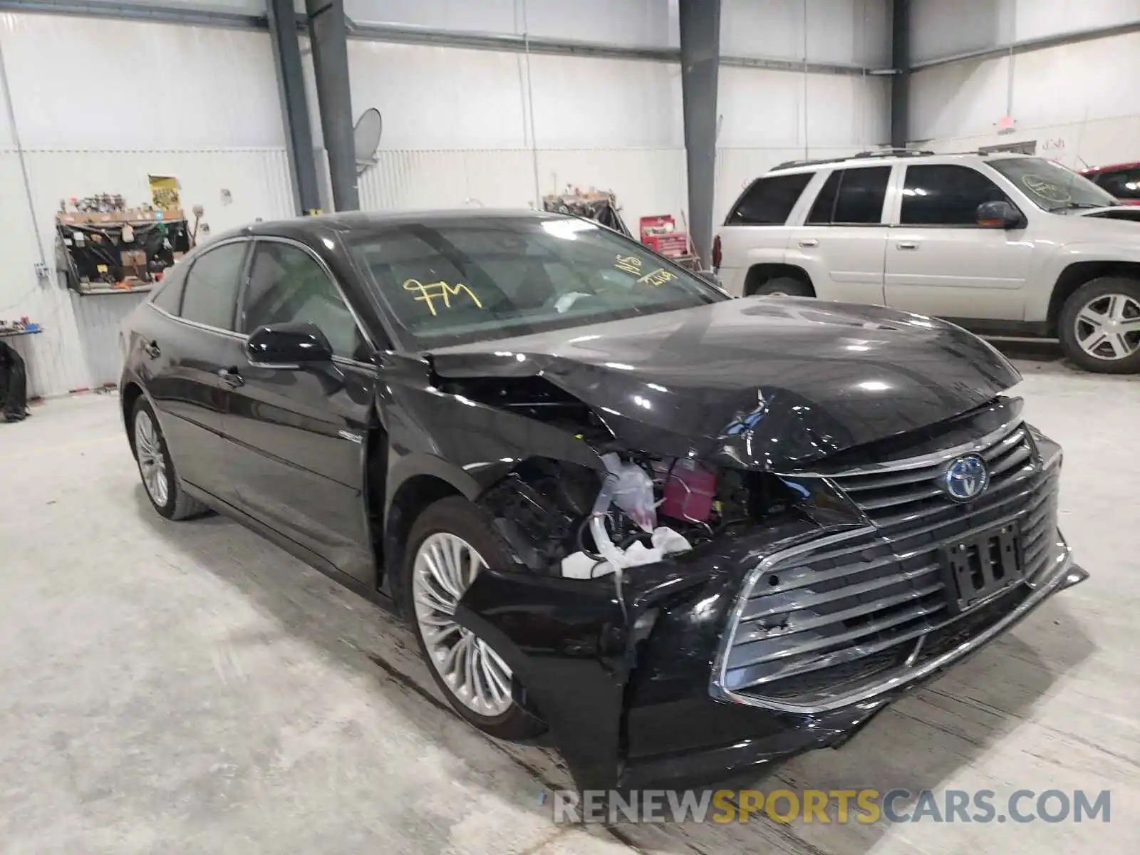 1 Photograph of a damaged car 4T1DA1AB6MU002169 TOYOTA AVALON 2021