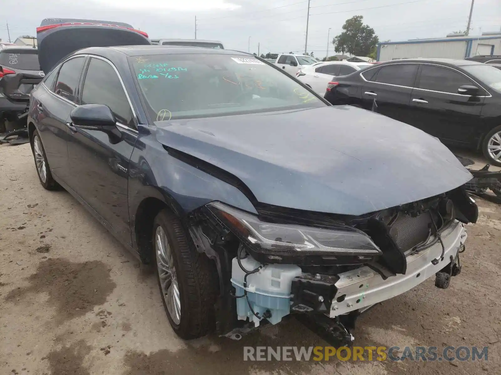 1 Photograph of a damaged car 4T1DA1AB6MU005444 TOYOTA AVALON 2021