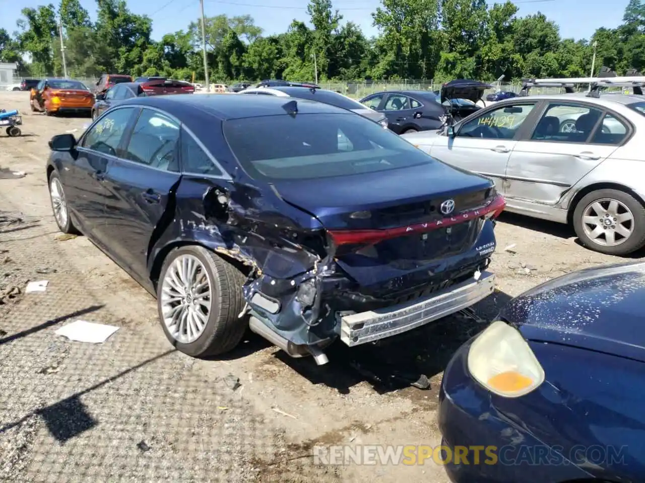 3 Photograph of a damaged car 4T1DA1AB7MU005078 TOYOTA AVALON 2021