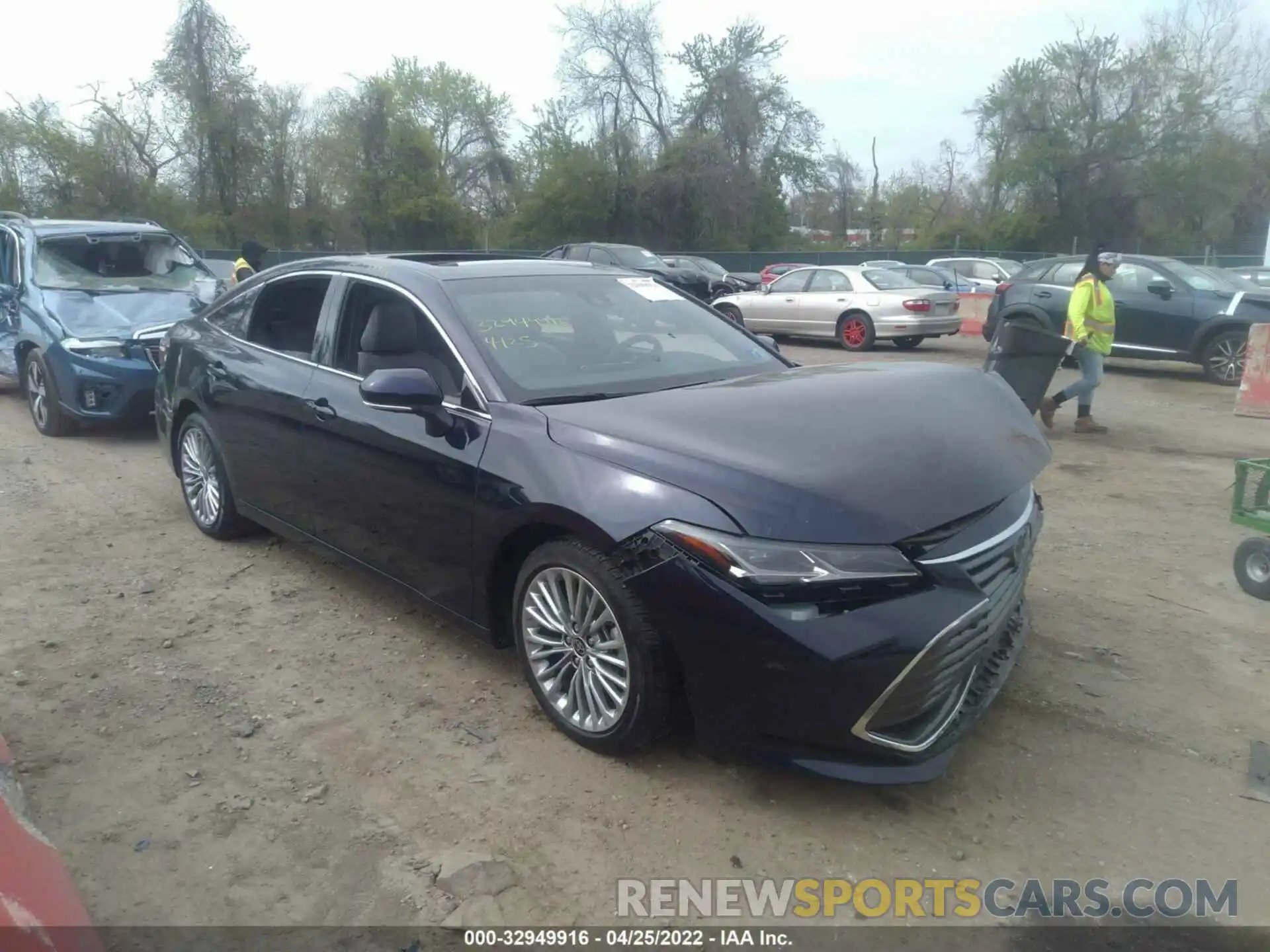 1 Photograph of a damaged car 4T1DA1AB8MU010788 TOYOTA AVALON 2021