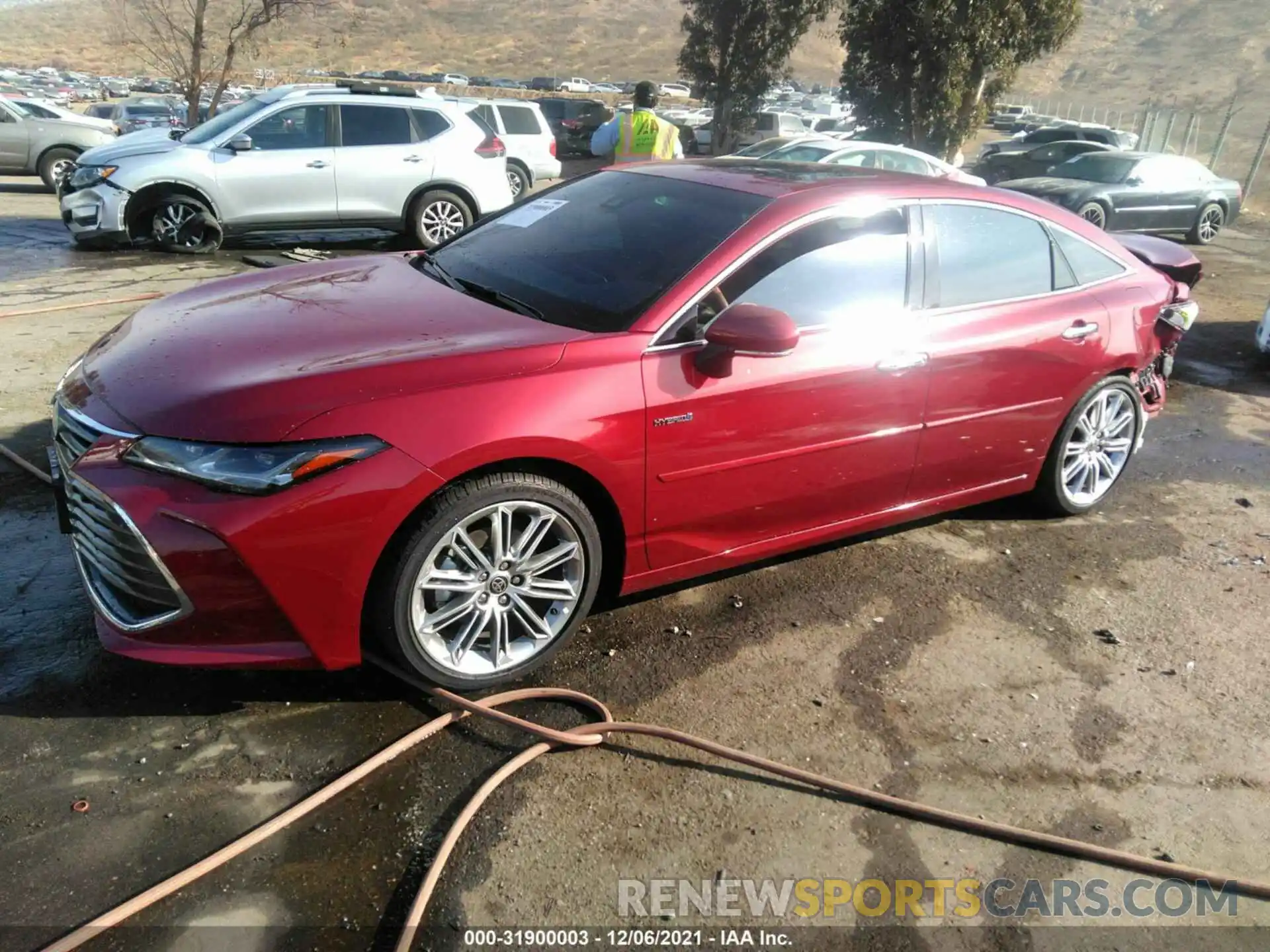 2 Photograph of a damaged car 4T1DA1AB9MU005633 TOYOTA AVALON 2021