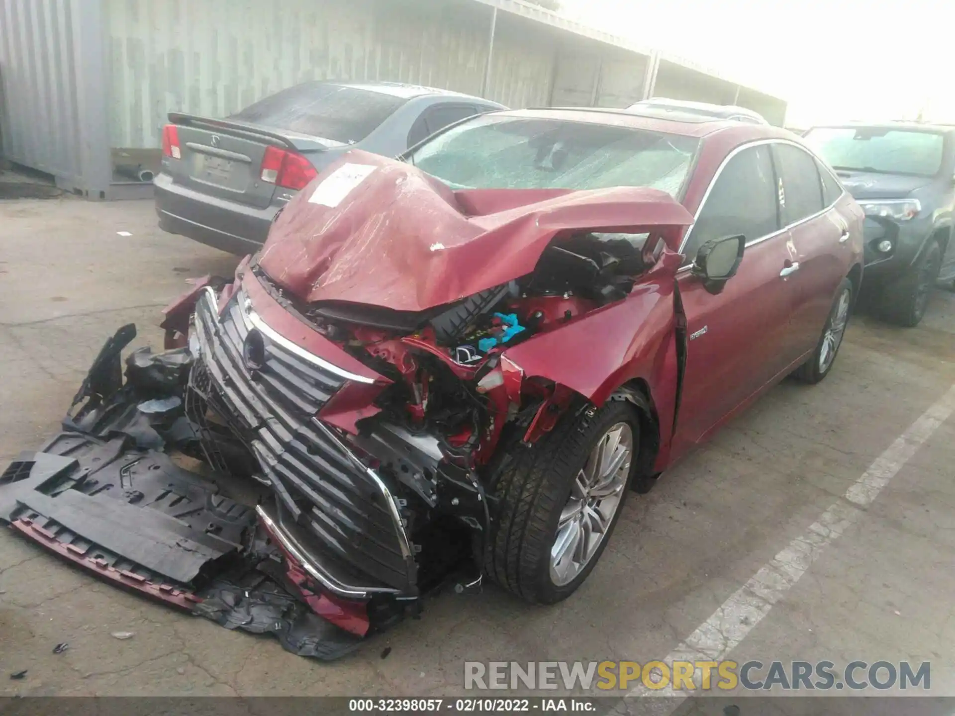 2 Photograph of a damaged car 4T1DA1AB9MU010217 TOYOTA AVALON 2021