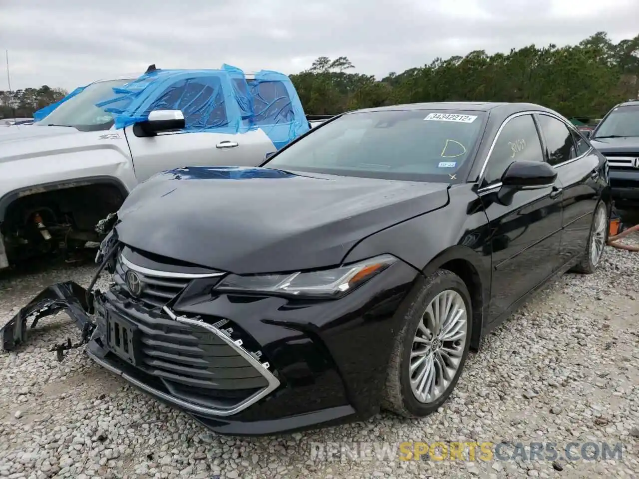 2 Photograph of a damaged car 4T1DZ1FB1MU056271 TOYOTA AVALON 2021