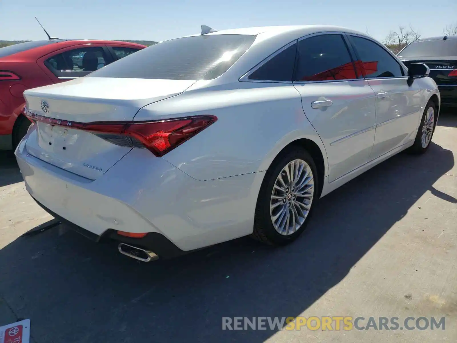 4 Photograph of a damaged car 4T1DZ1FB2MU058269 TOYOTA AVALON 2021