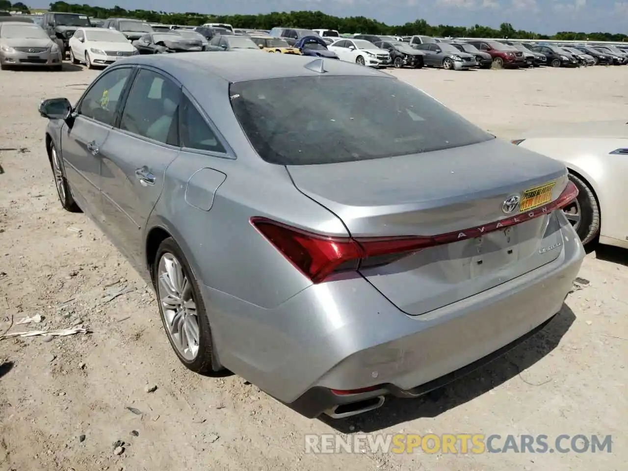 3 Photograph of a damaged car 4T1DZ1FB2MU065318 TOYOTA AVALON 2021