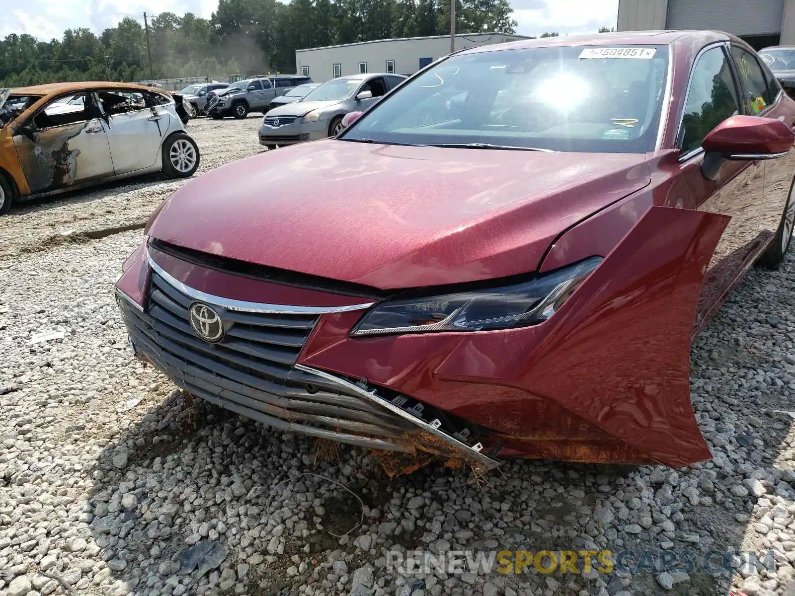 9 Photograph of a damaged car 4T1DZ1FB3MU060421 TOYOTA AVALON 2021