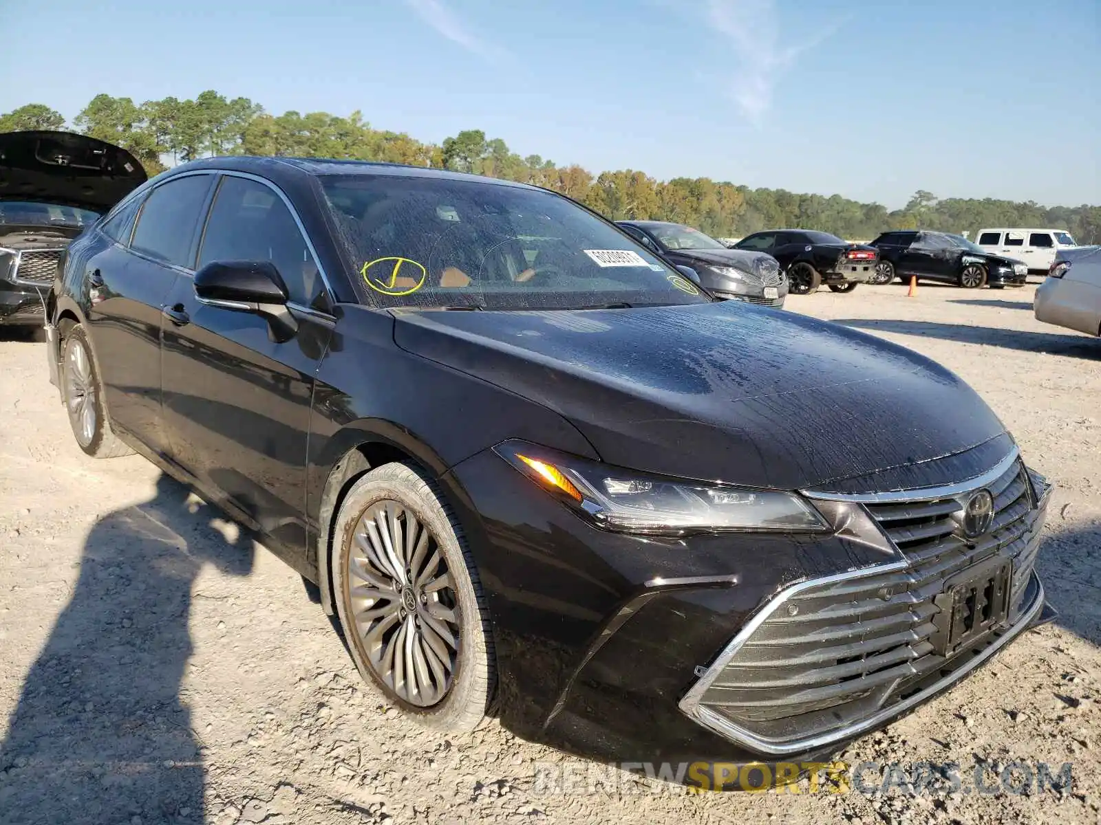 1 Photograph of a damaged car 4T1DZ1FB7MU058283 TOYOTA AVALON 2021