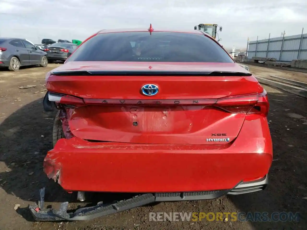 6 Photograph of a damaged car 4T1EA1AB0MU003743 TOYOTA AVALON 2021