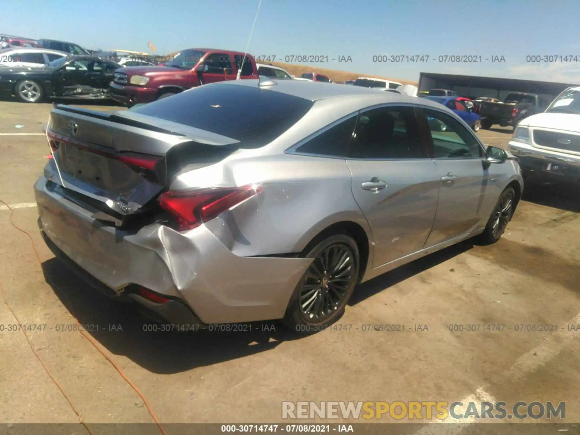 4 Photograph of a damaged car 4T1EA1AB0MU006030 TOYOTA AVALON 2021