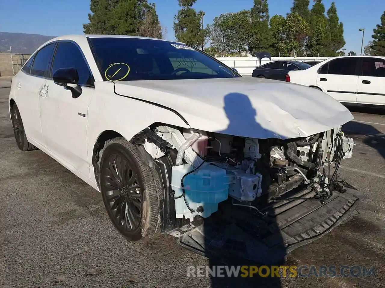 1 Photograph of a damaged car 4T1EA1AB0MU006691 TOYOTA AVALON 2021