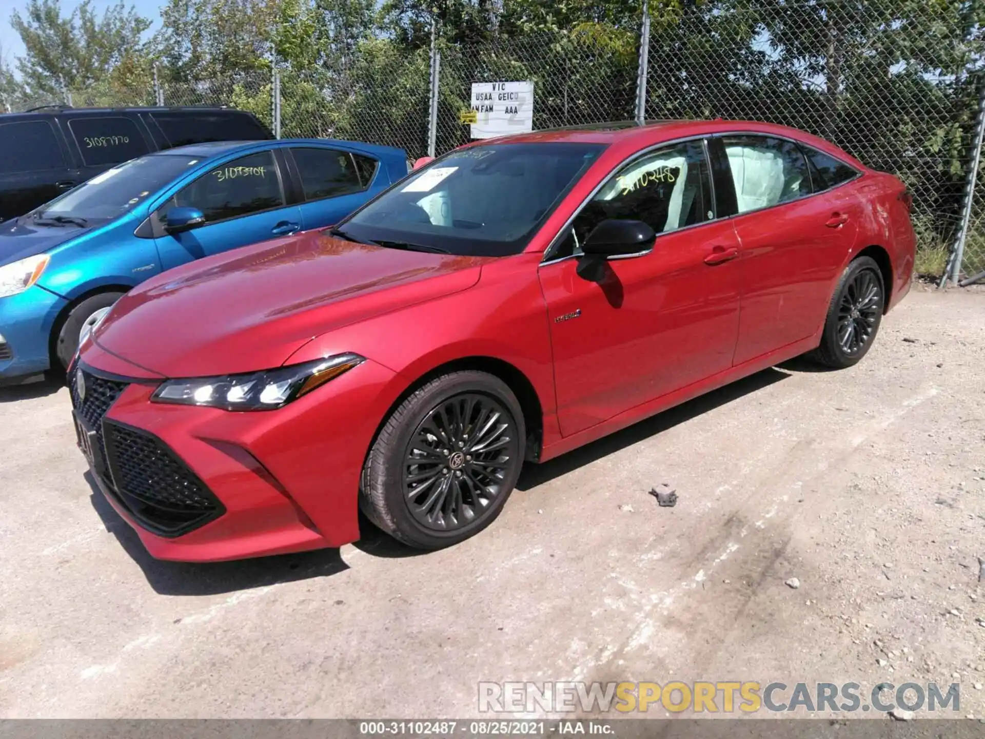 2 Photograph of a damaged car 4T1EA1AB5MU002605 TOYOTA AVALON 2021