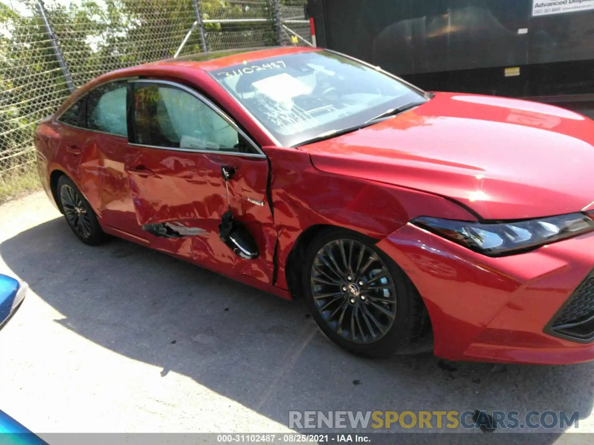 6 Photograph of a damaged car 4T1EA1AB5MU002605 TOYOTA AVALON 2021