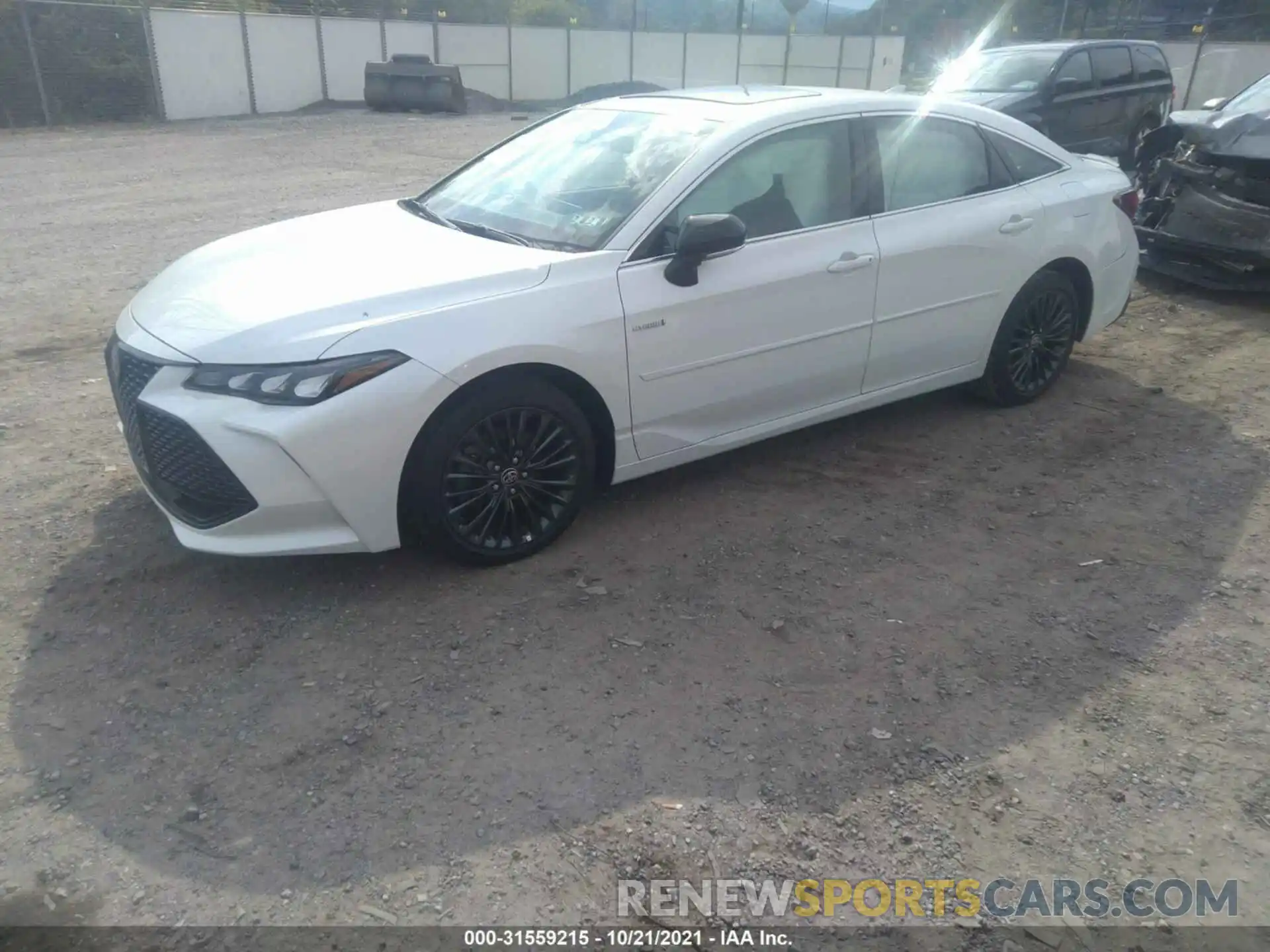 2 Photograph of a damaged car 4T1EA1AB7MU004064 TOYOTA AVALON 2021