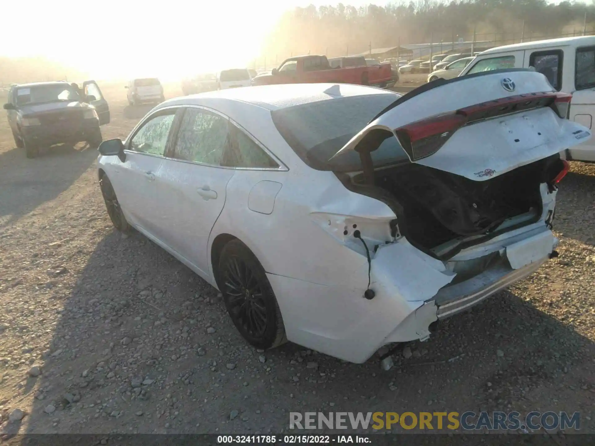 3 Photograph of a damaged car 4T1EA1AB9MU010674 TOYOTA AVALON 2021