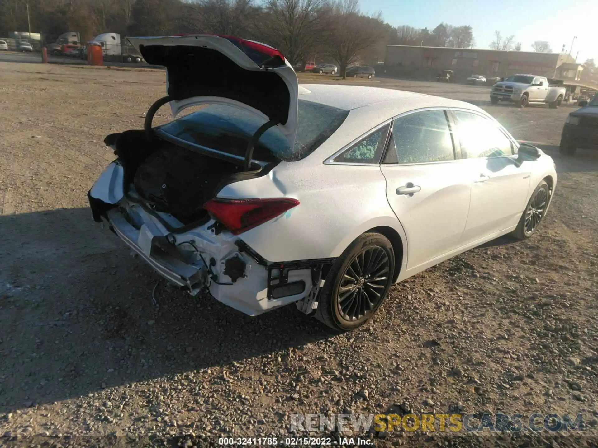 4 Photograph of a damaged car 4T1EA1AB9MU010674 TOYOTA AVALON 2021