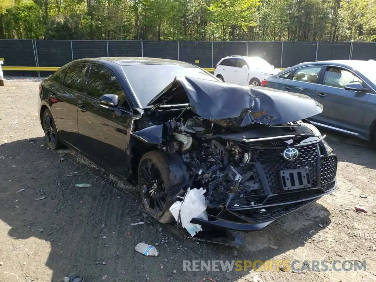 1 Photograph of a damaged car 4T1EZ1FB6MU070042 TOYOTA AVALON 2021