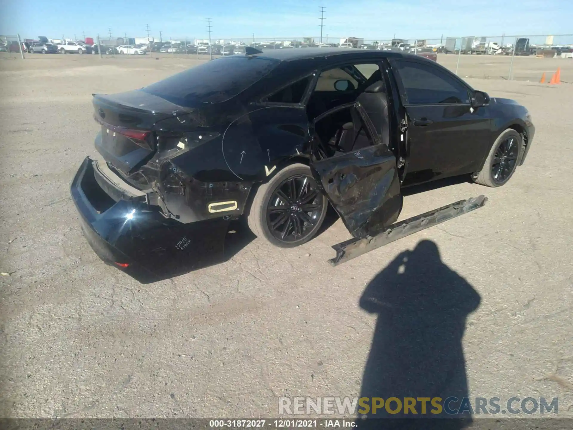 4 Photograph of a damaged car 4T1EZ1FB7MU059471 TOYOTA AVALON 2021