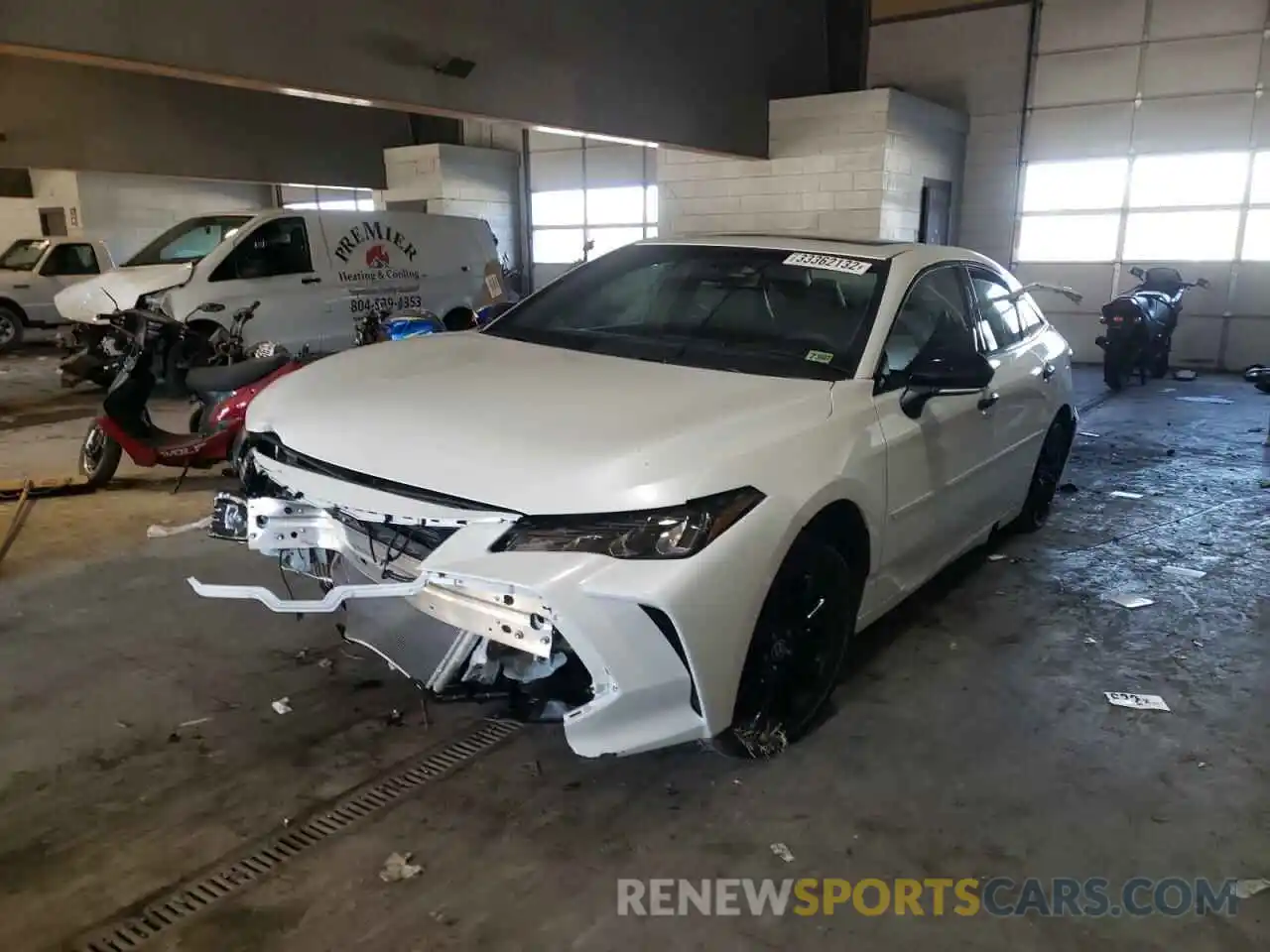 2 Photograph of a damaged car 4T1EZ1FB8MU070141 TOYOTA AVALON 2021