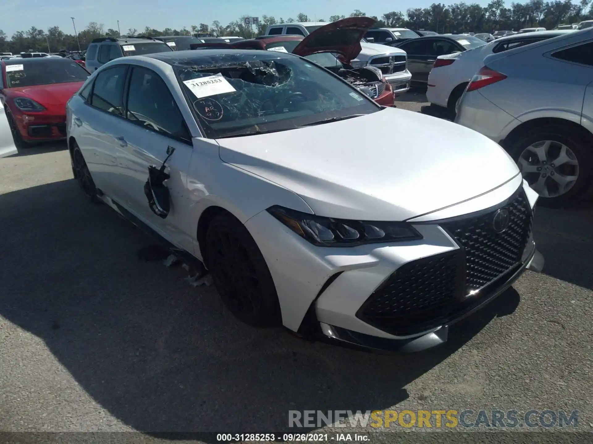 1 Photograph of a damaged car 4T1FZ1FB0MU064144 TOYOTA AVALON 2021