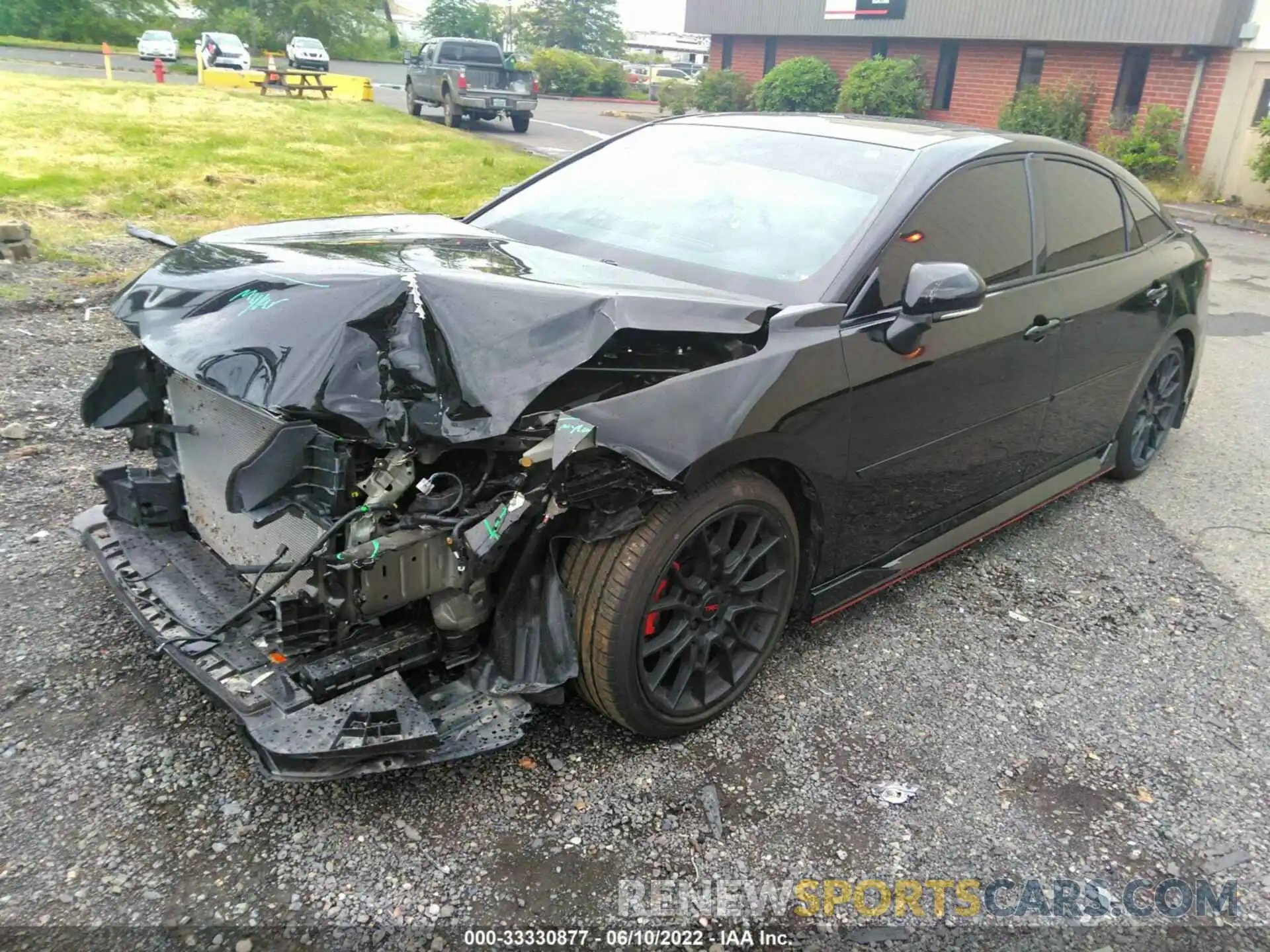 2 Photograph of a damaged car 4T1FZ1FB0MU069456 TOYOTA AVALON 2021