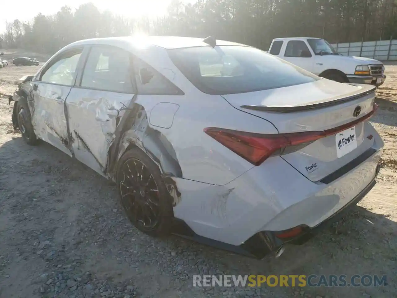 3 Photograph of a damaged car 4T1FZ1FB2MU069071 TOYOTA AVALON 2021