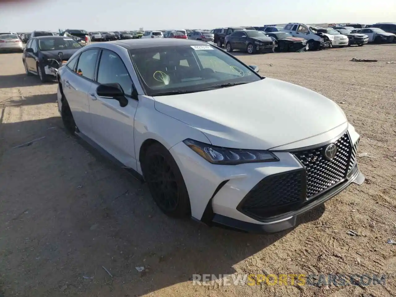 1 Photograph of a damaged car 4T1FZ1FB4MU058458 TOYOTA AVALON 2021