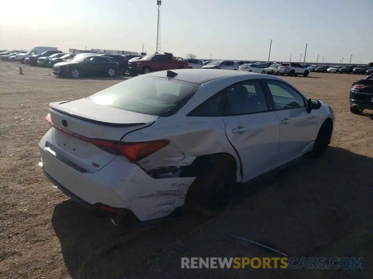 4 Photograph of a damaged car 4T1FZ1FB4MU058458 TOYOTA AVALON 2021