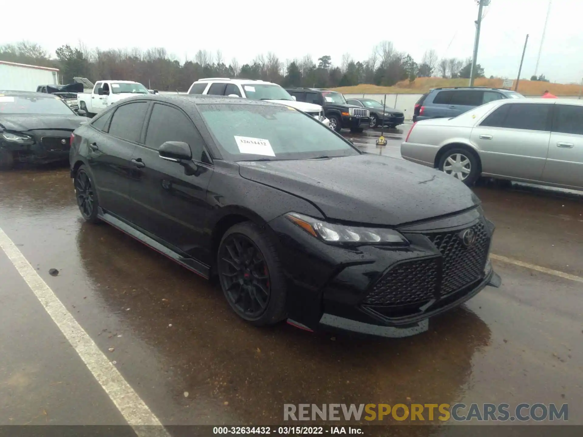 1 Photograph of a damaged car 4T1FZ1FB5MU066780 TOYOTA AVALON 2021