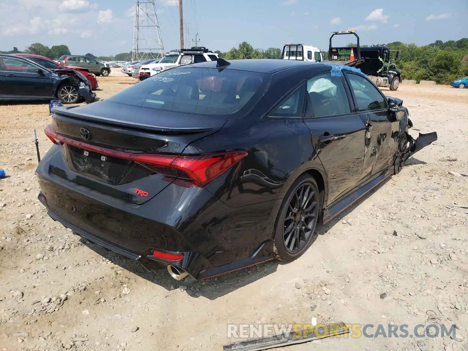 4 Photograph of a damaged car 4T1FZ1FB8MU060388 TOYOTA AVALON 2021