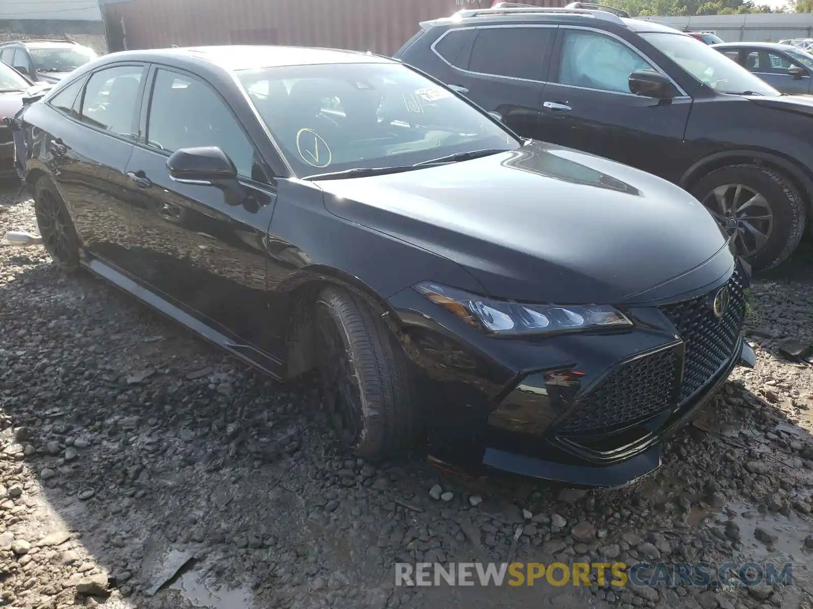 1 Photograph of a damaged car 4T1FZ1FB8MU069320 TOYOTA AVALON 2021