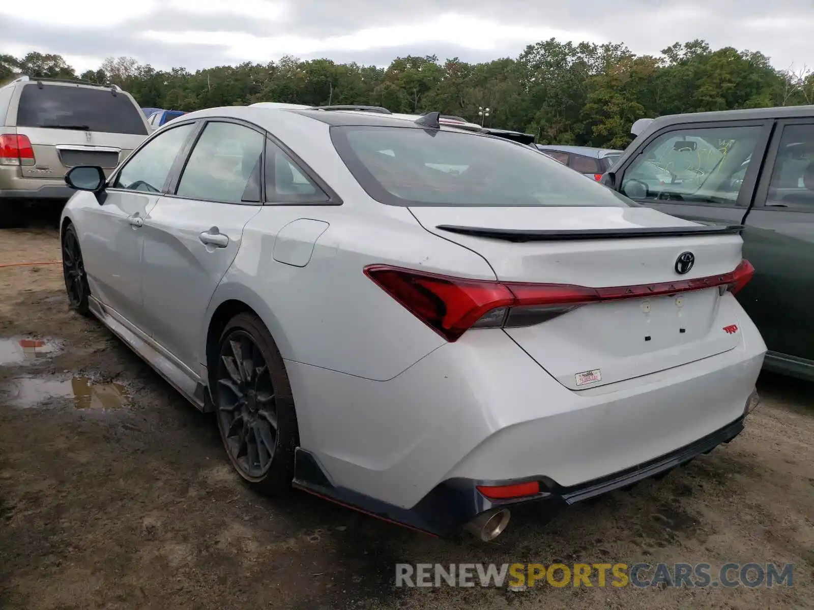 3 Photograph of a damaged car 4T1FZ1FBXMU065608 TOYOTA AVALON 2021