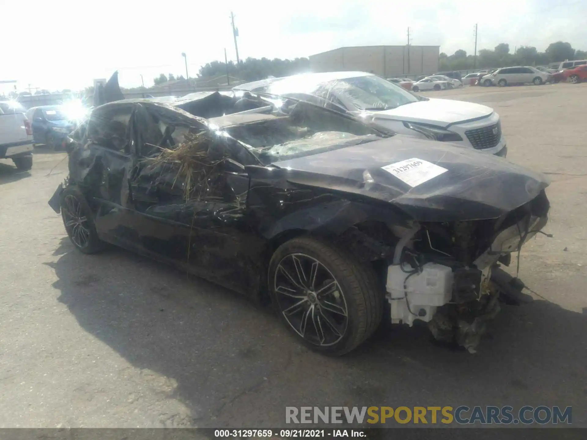 1 Photograph of a damaged car 4T1GZ1FB1MU057692 TOYOTA AVALON 2021