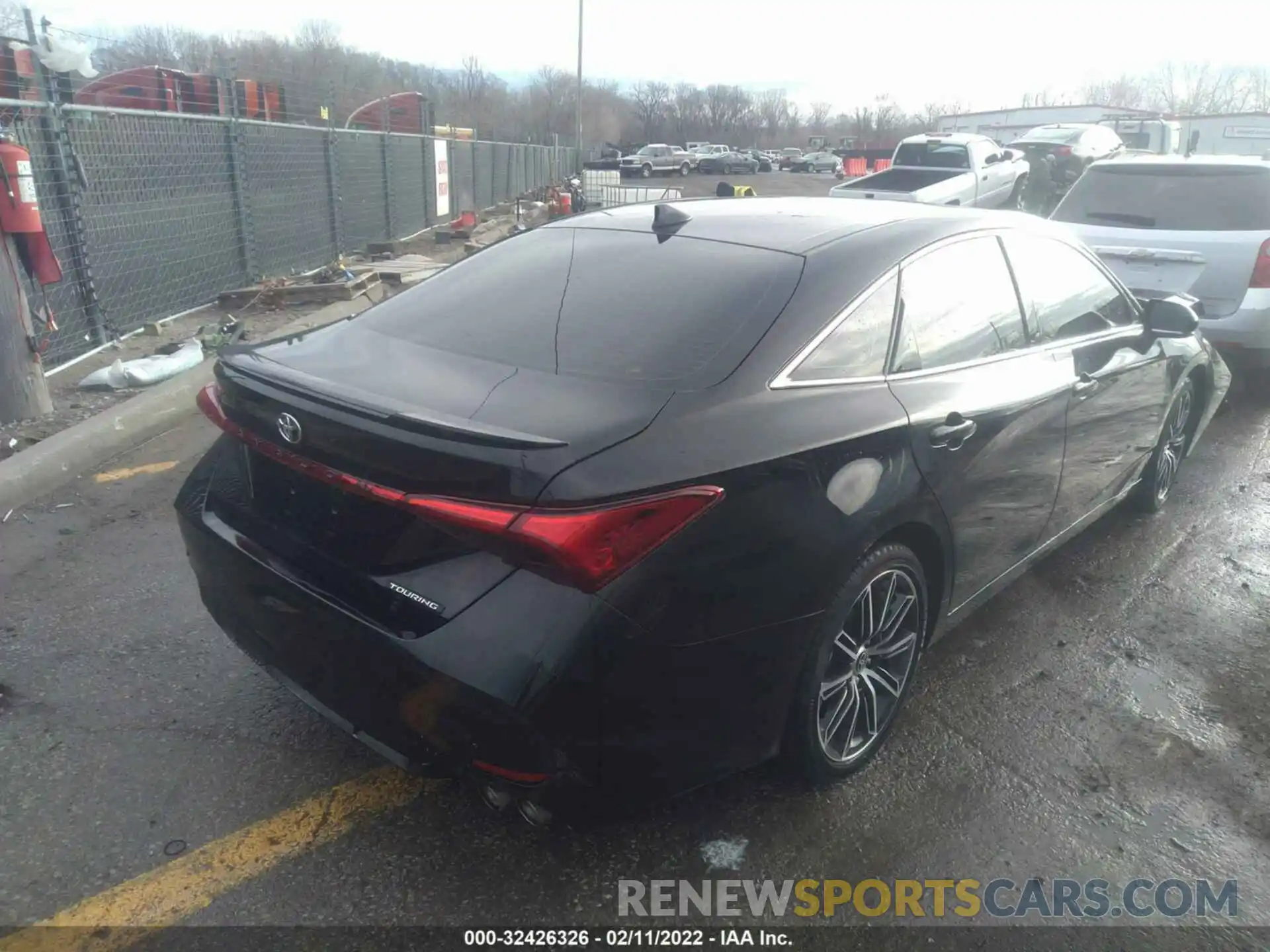 4 Photograph of a damaged car 4T1HZ1FB2MU067121 TOYOTA AVALON 2021