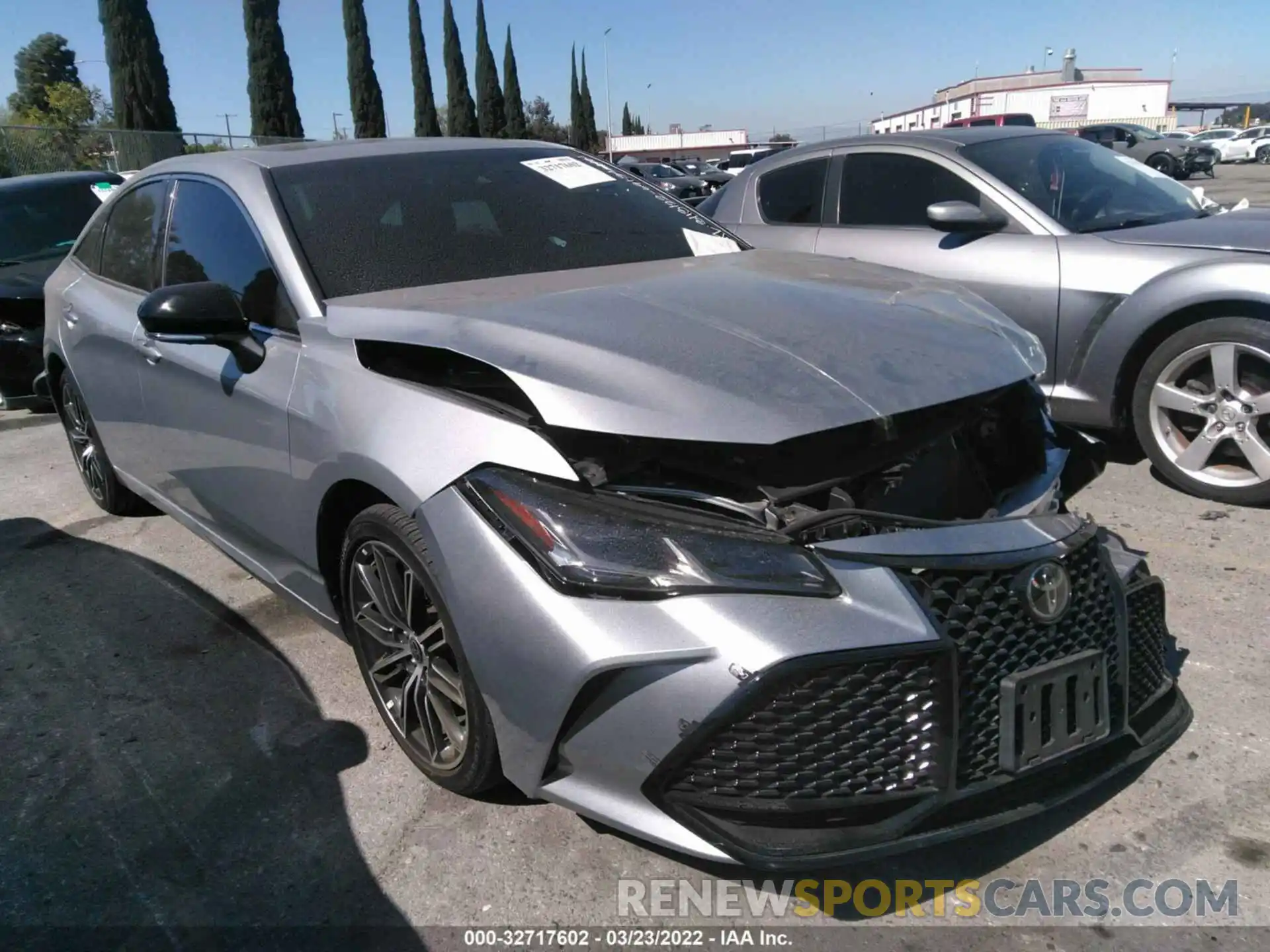 1 Photograph of a damaged car 4T1HZ1FBXMU069134 TOYOTA AVALON 2021