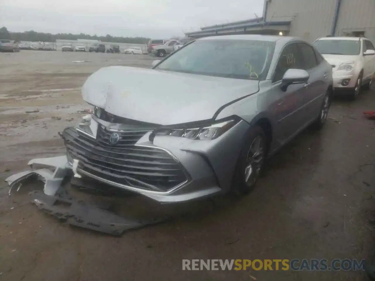 2 Photograph of a damaged car 4T1JA1AB0MU002235 TOYOTA AVALON 2021