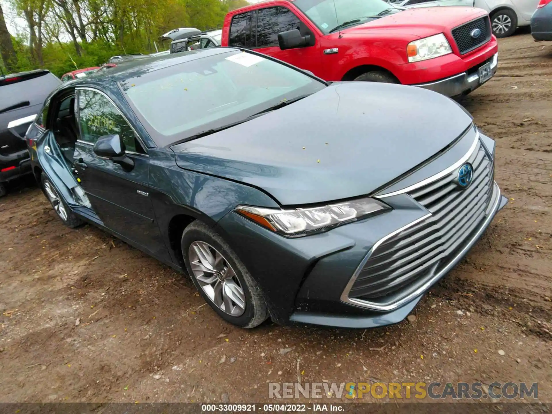 1 Photograph of a damaged car 4T1JA1ABXMU001562 TOYOTA AVALON 2021