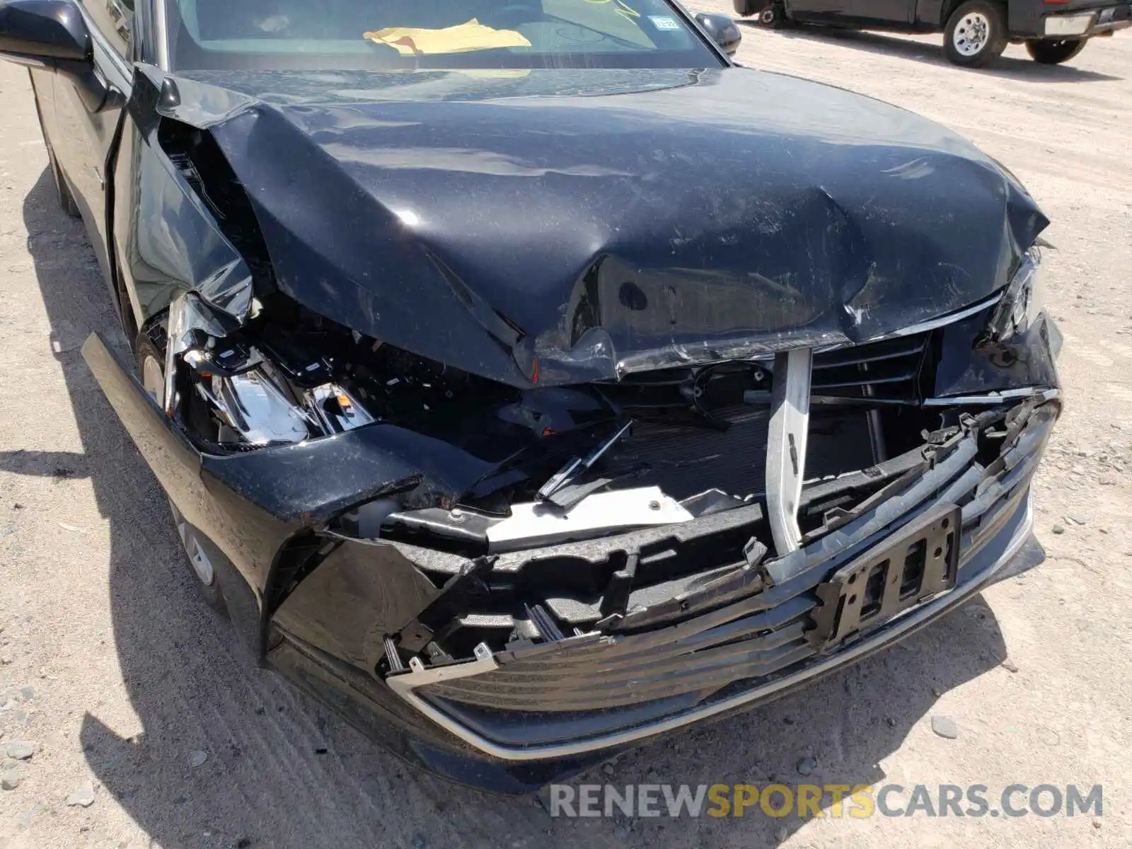 9 Photograph of a damaged car 4T1JA1ABXMU003182 TOYOTA AVALON 2021