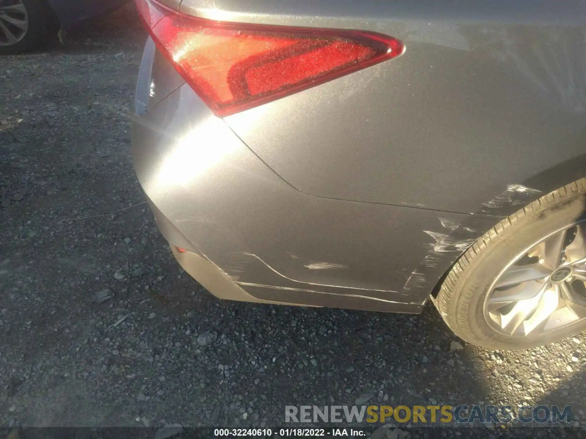 6 Photograph of a damaged car 4T1JZ1FB0MU064168 TOYOTA AVALON 2021