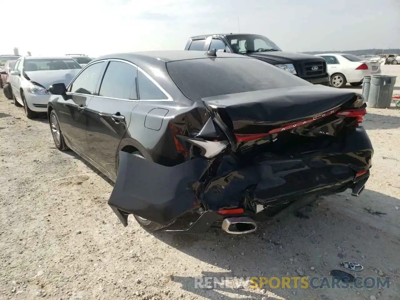 3 Photograph of a damaged car 4T1JZ1FB0MU070729 TOYOTA AVALON 2021