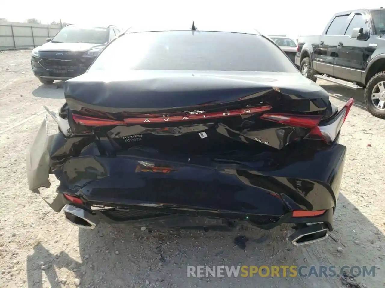 9 Photograph of a damaged car 4T1JZ1FB0MU070729 TOYOTA AVALON 2021