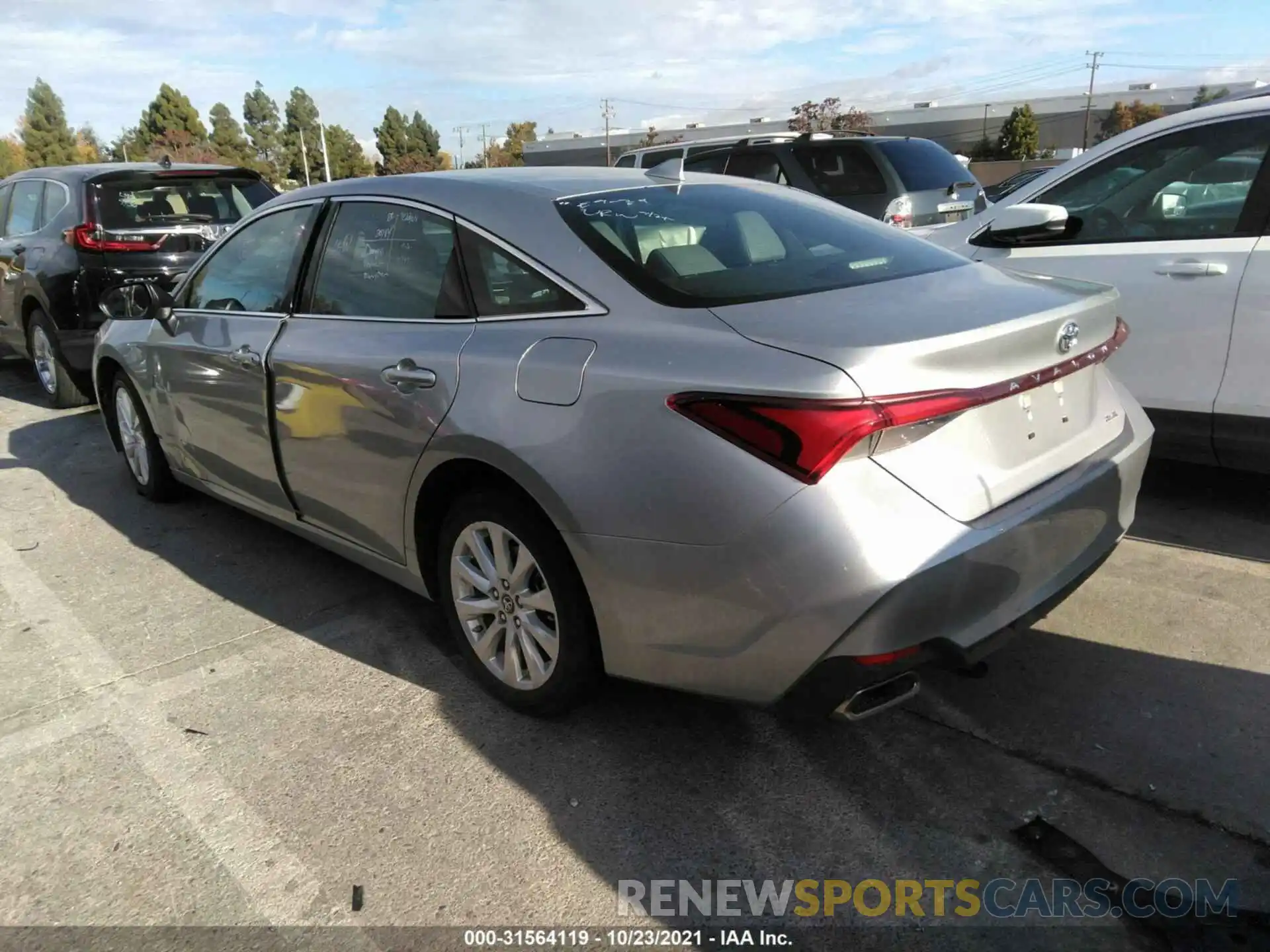 3 Photograph of a damaged car 4T1JZ1FB1MU063465 TOYOTA AVALON 2021