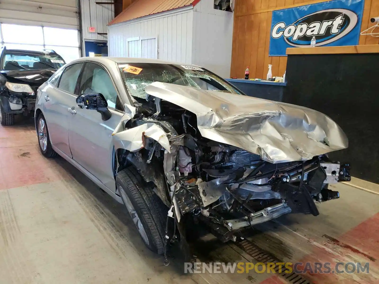 1 Photograph of a damaged car 4T1JZ1FB3MU063838 TOYOTA AVALON 2021