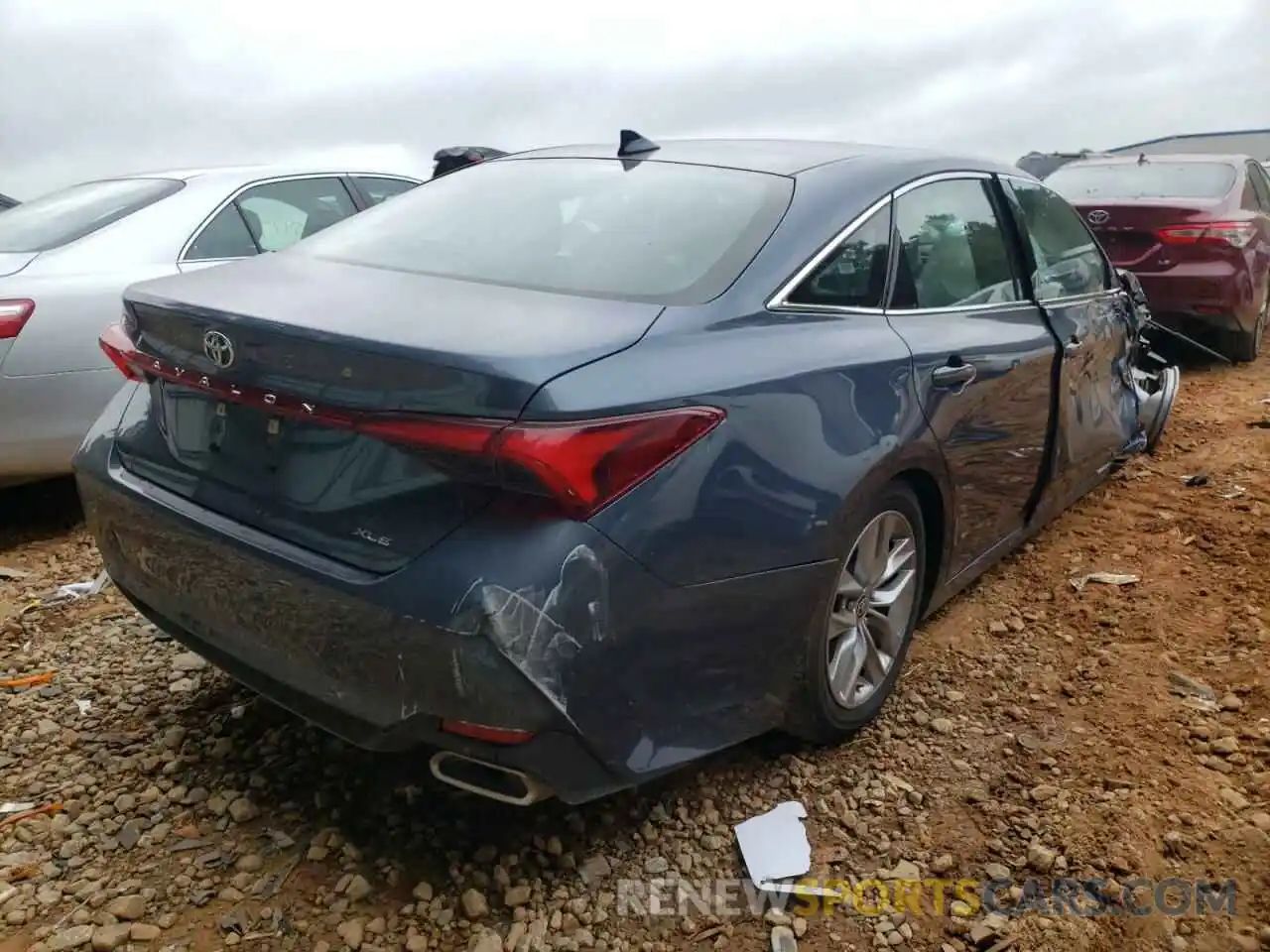 4 Photograph of a damaged car 4T1JZ1FB3MU065542 TOYOTA AVALON 2021