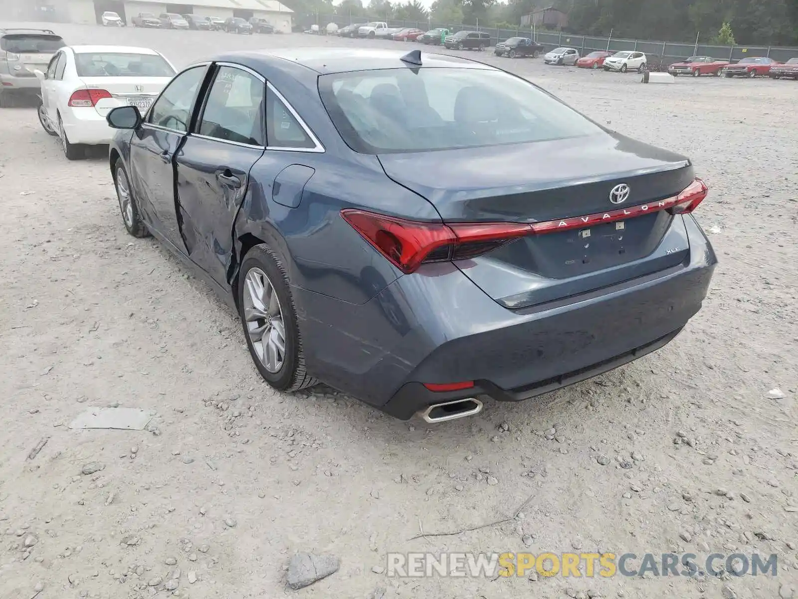 3 Photograph of a damaged car 4T1JZ1FB3MU066996 TOYOTA AVALON 2021